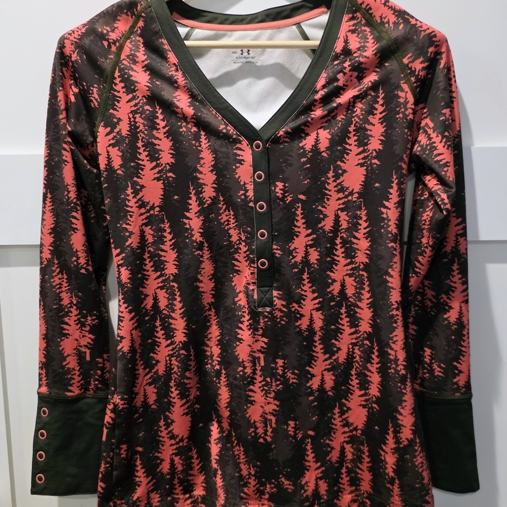 Under Armour Pink Brown Tree Camo Coldgear Fitted Hunting Top Womens M Henley
